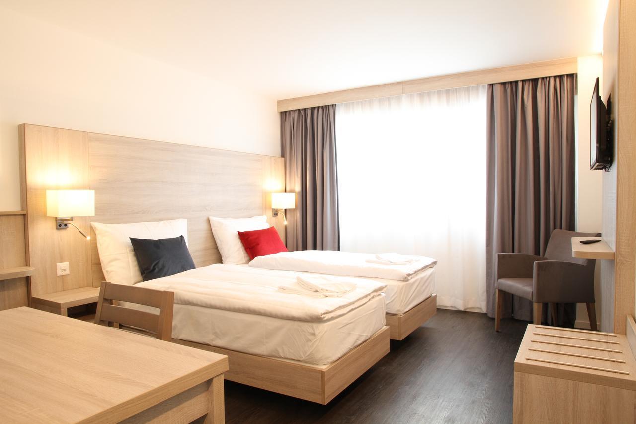 Wego Hotel Vuadens Exterior photo
