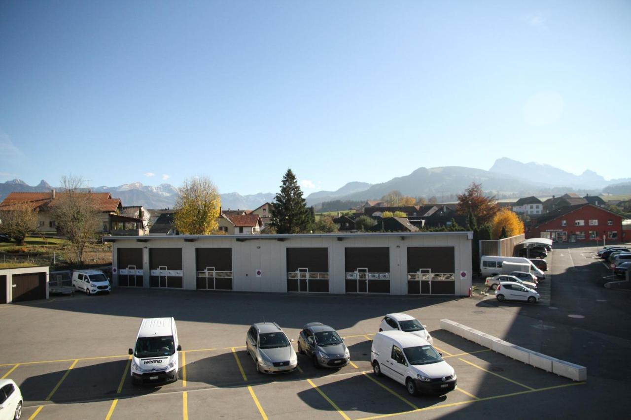 Wego Hotel Vuadens Exterior photo